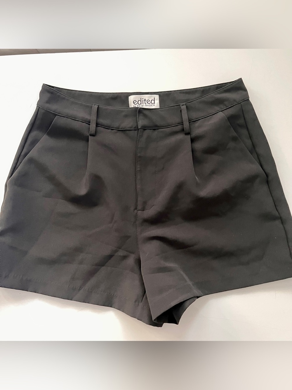 high waist pleated trouser shorts